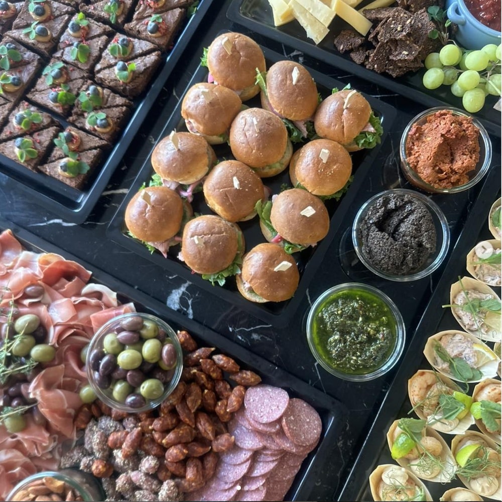 Gør din næste fest nem – og uforglemmelig – med mad ud af huset fra Spiseriet Aalborg